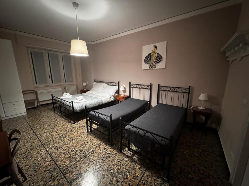 Ameli Room Florenţa Exterior foto